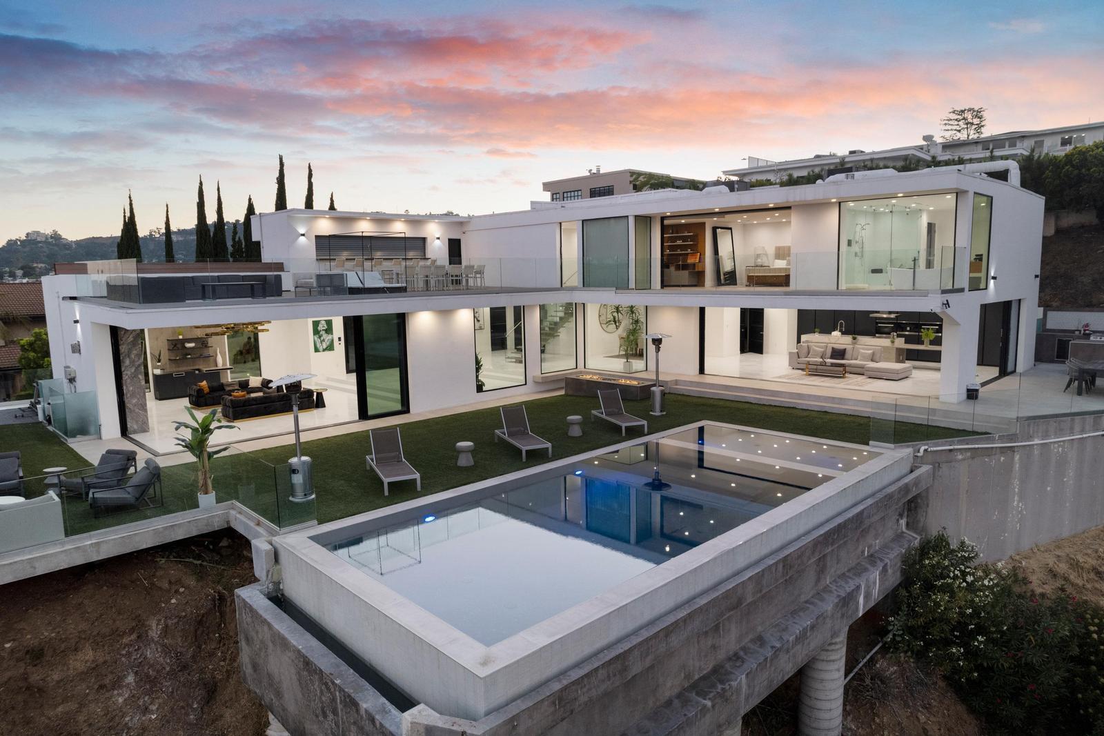 Hercules Sky Mansion gallery image 2