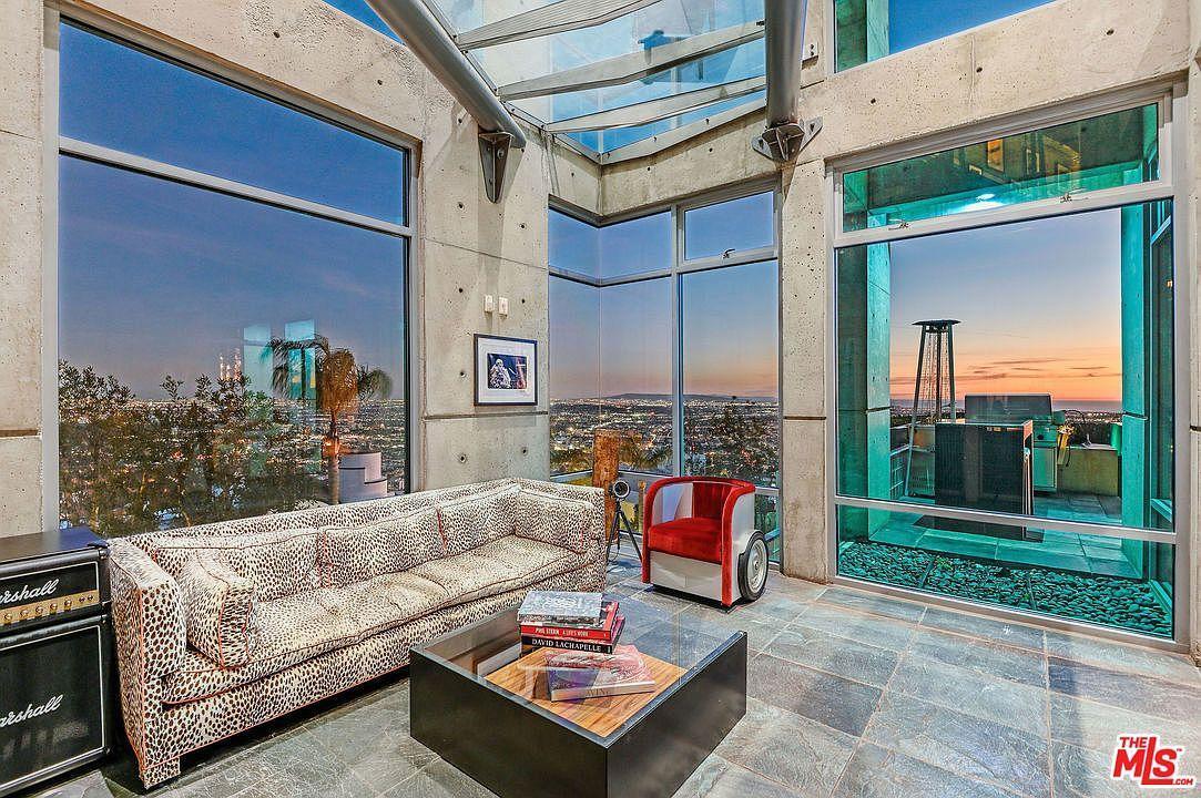 Sky Castle Estate gallery image 9