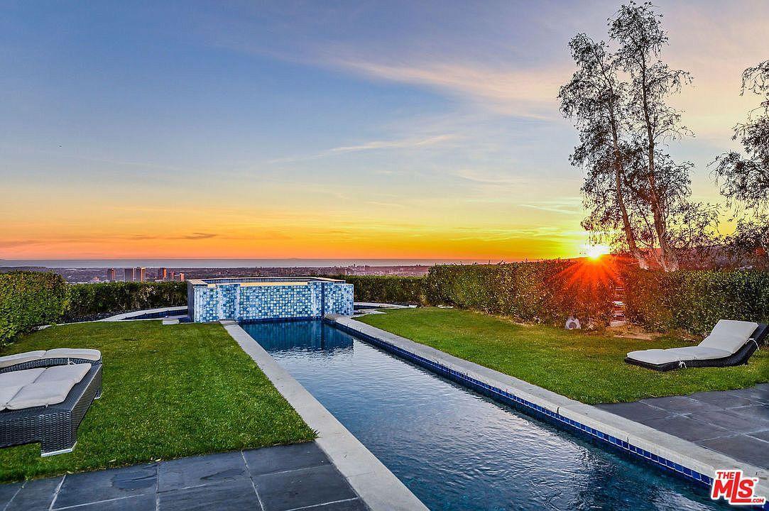 Sky Castle Estate gallery image 4