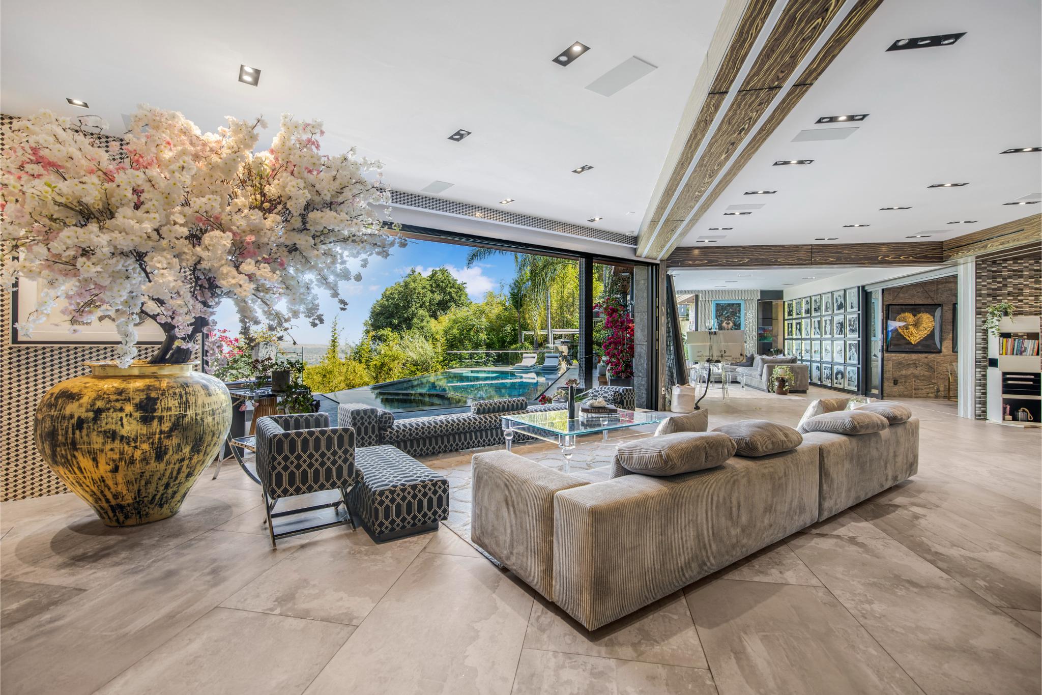 Villa Kaleida gallery image 8