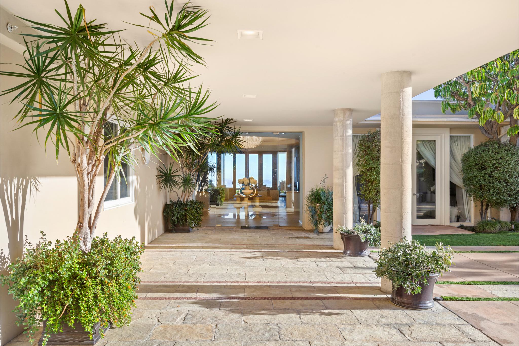 Trousdale Grand gallery image 8
