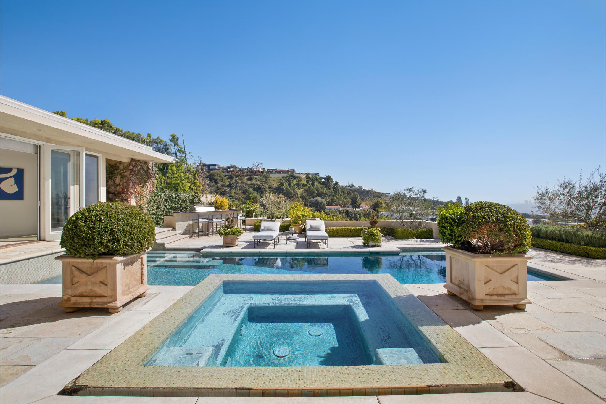 Trousdale Grand gallery image 5