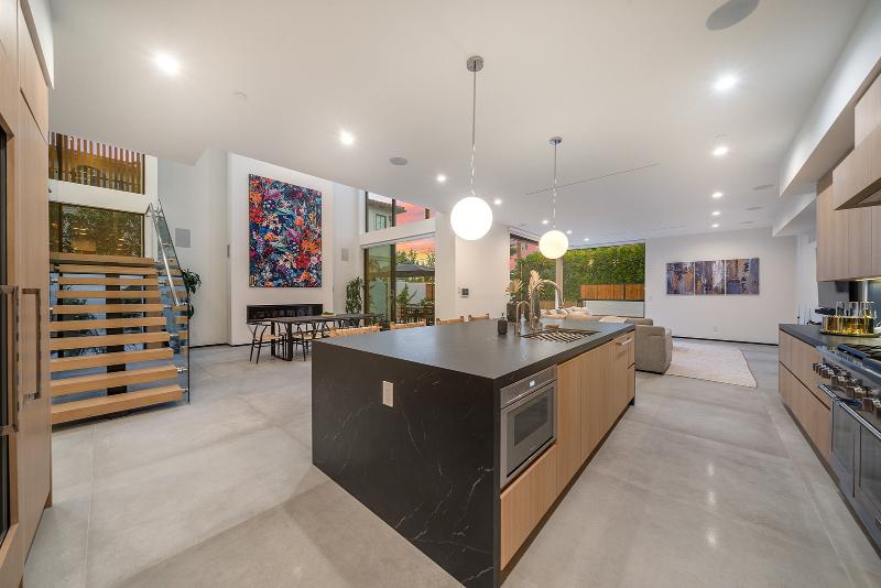 Doheny Villa gallery image 5