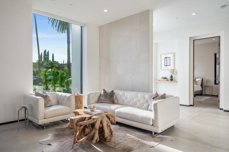 Doheny Villa gallery image 10