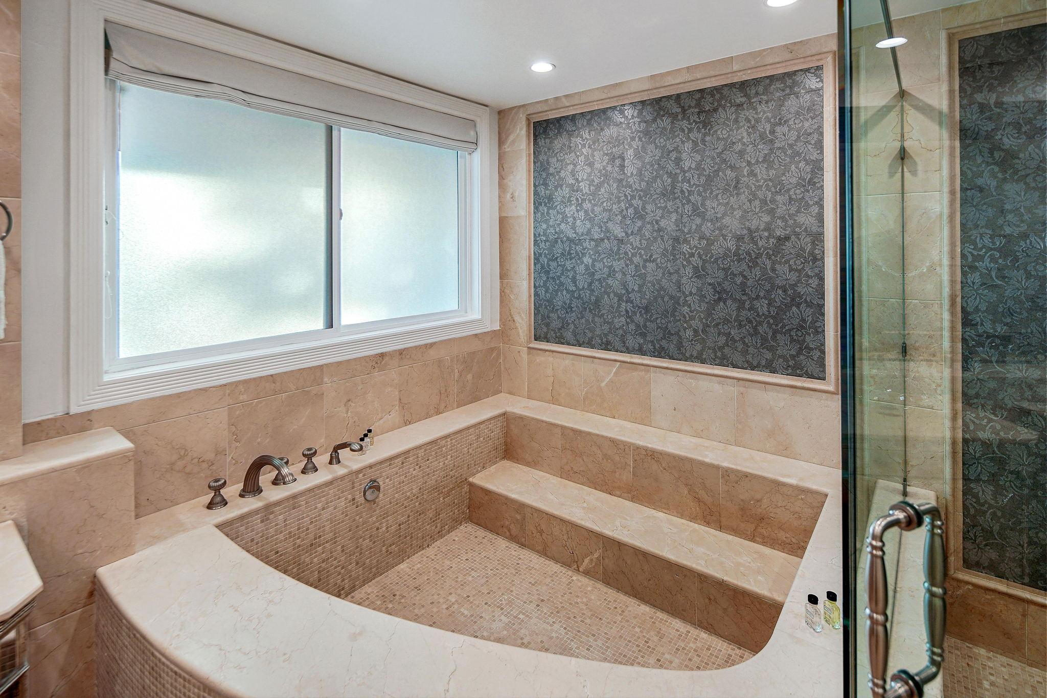 The Highridge Villa gallery image 10