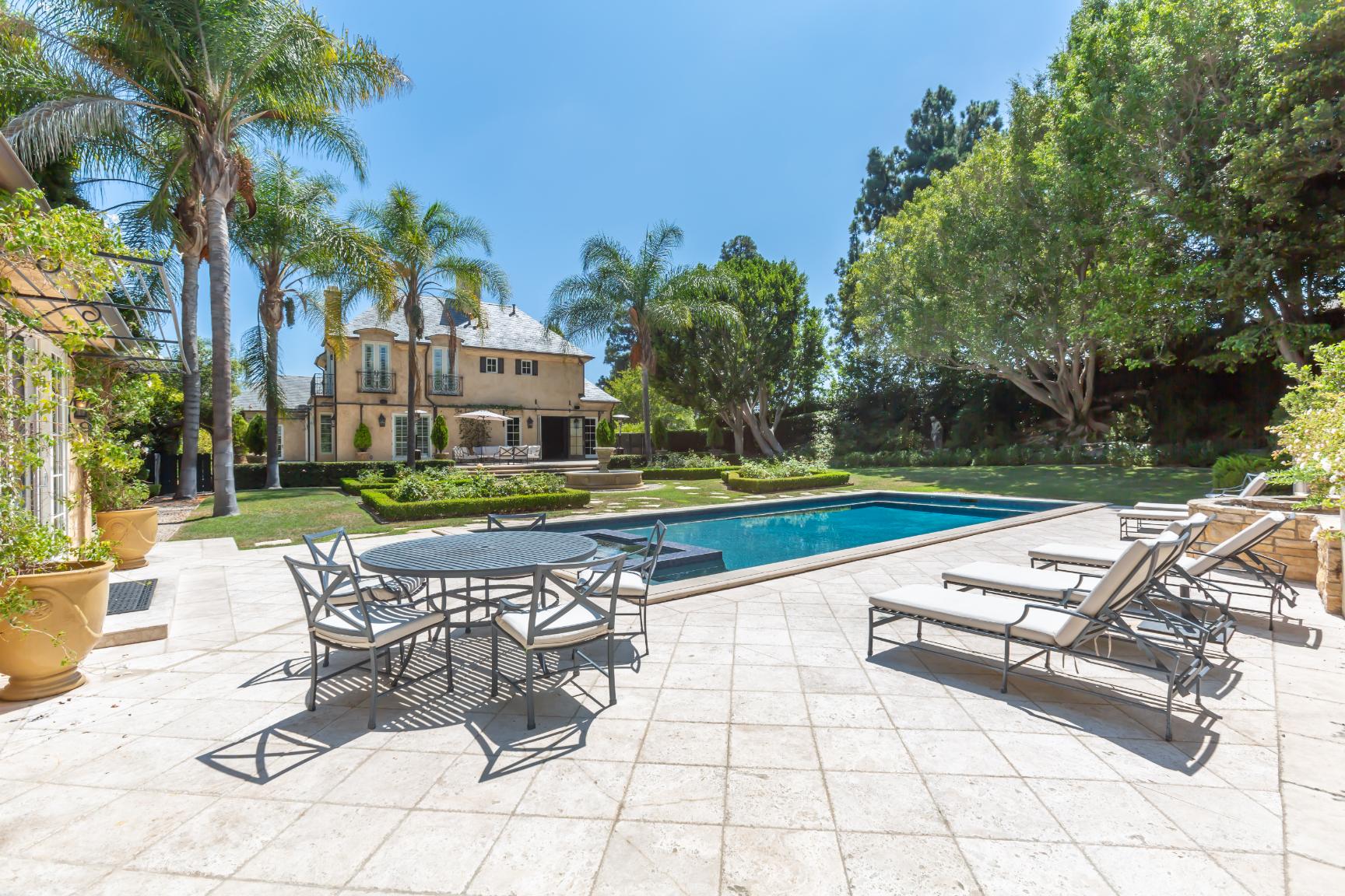 Alpine Estate gallery image 6