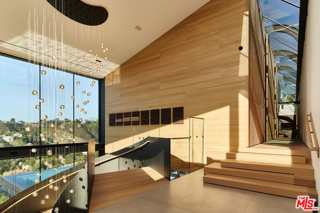 Bel Air Luxury Mansion gallery image 6