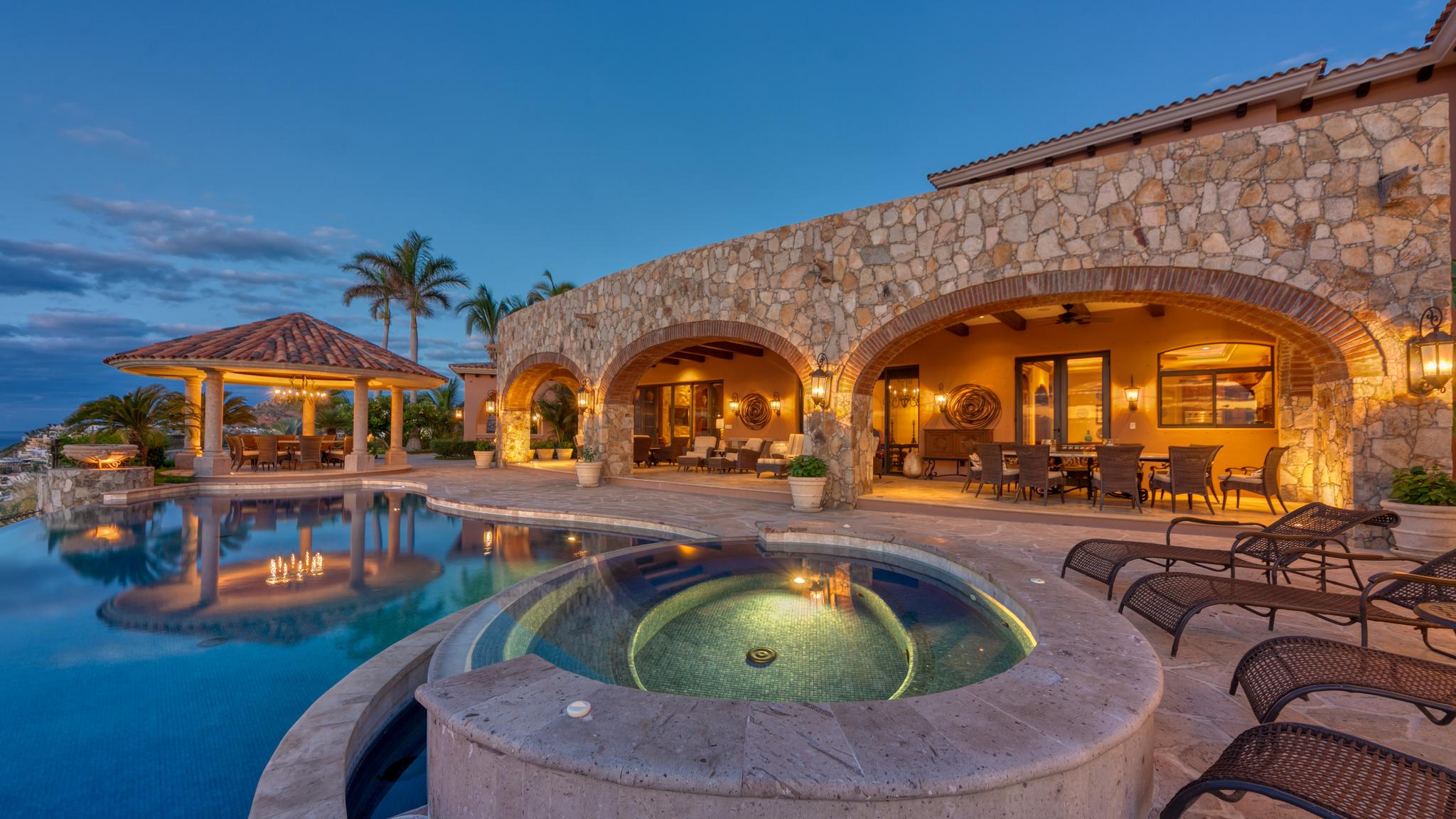 Villa Bravura del Mar gallery image 1