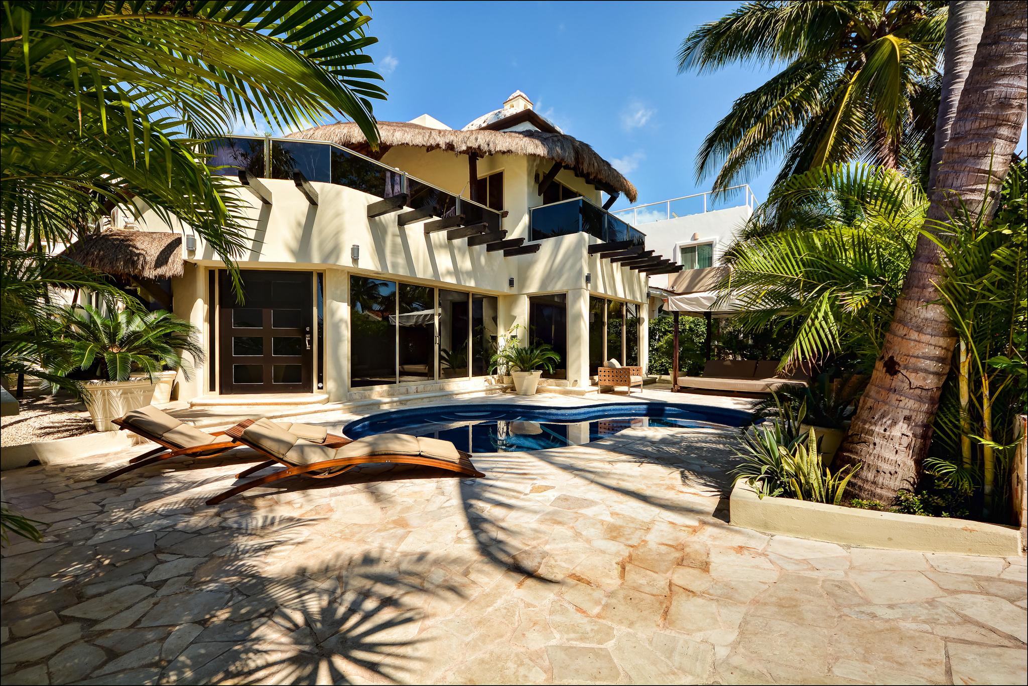 Casa Nikki gallery image 2