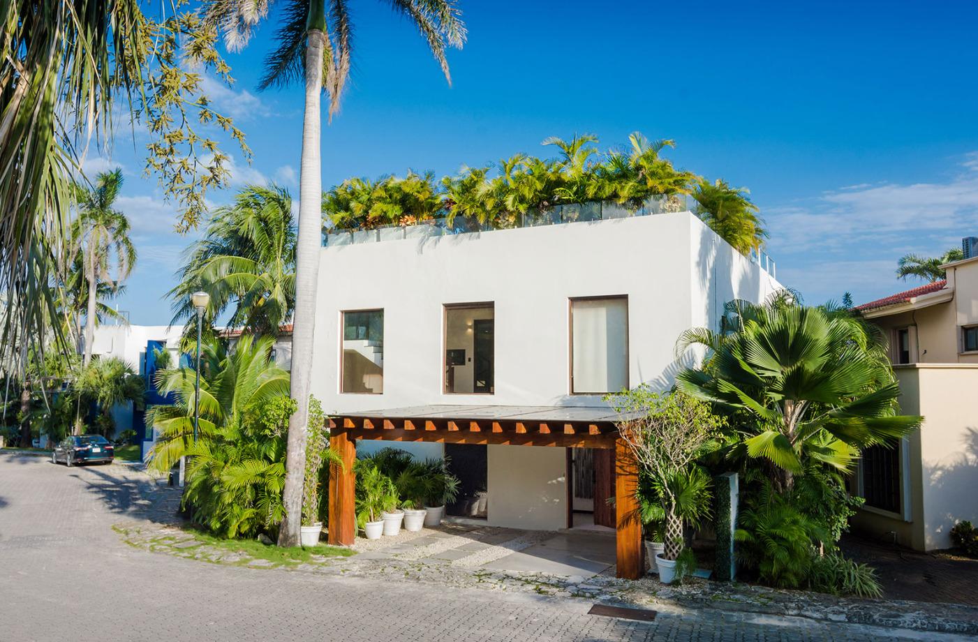 Playacar Vista Estate gallery image 7