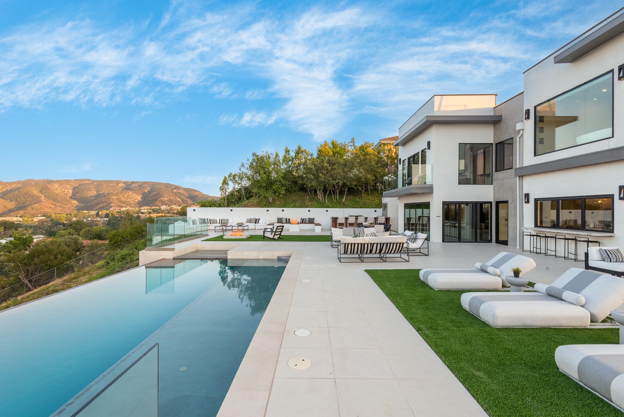 Gayle Villa gallery image 4
