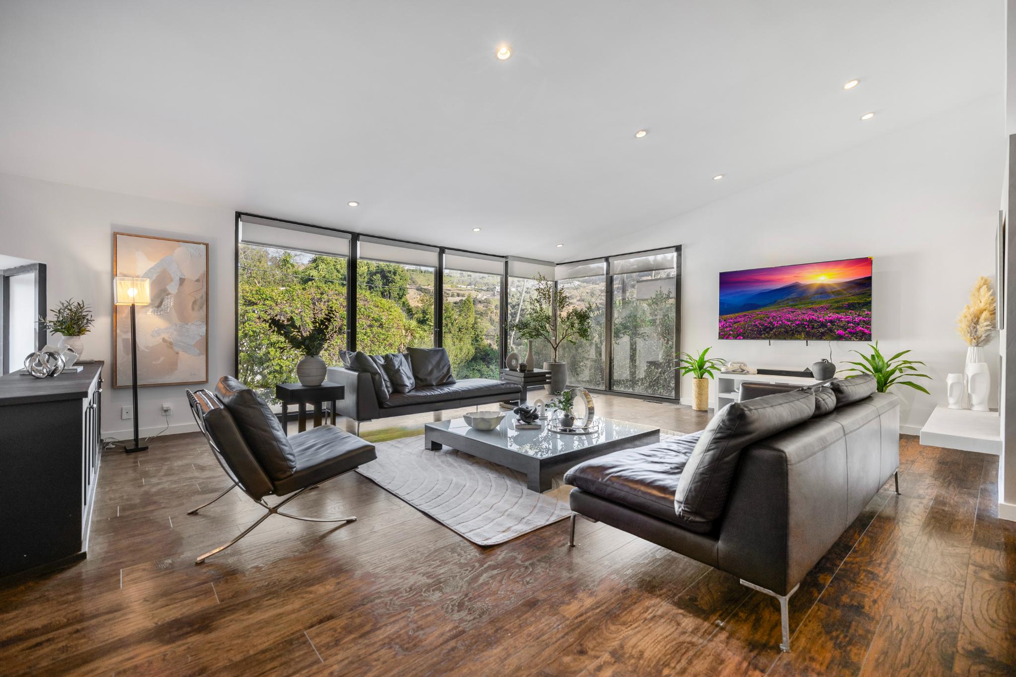 Shirley Lane gallery image 3