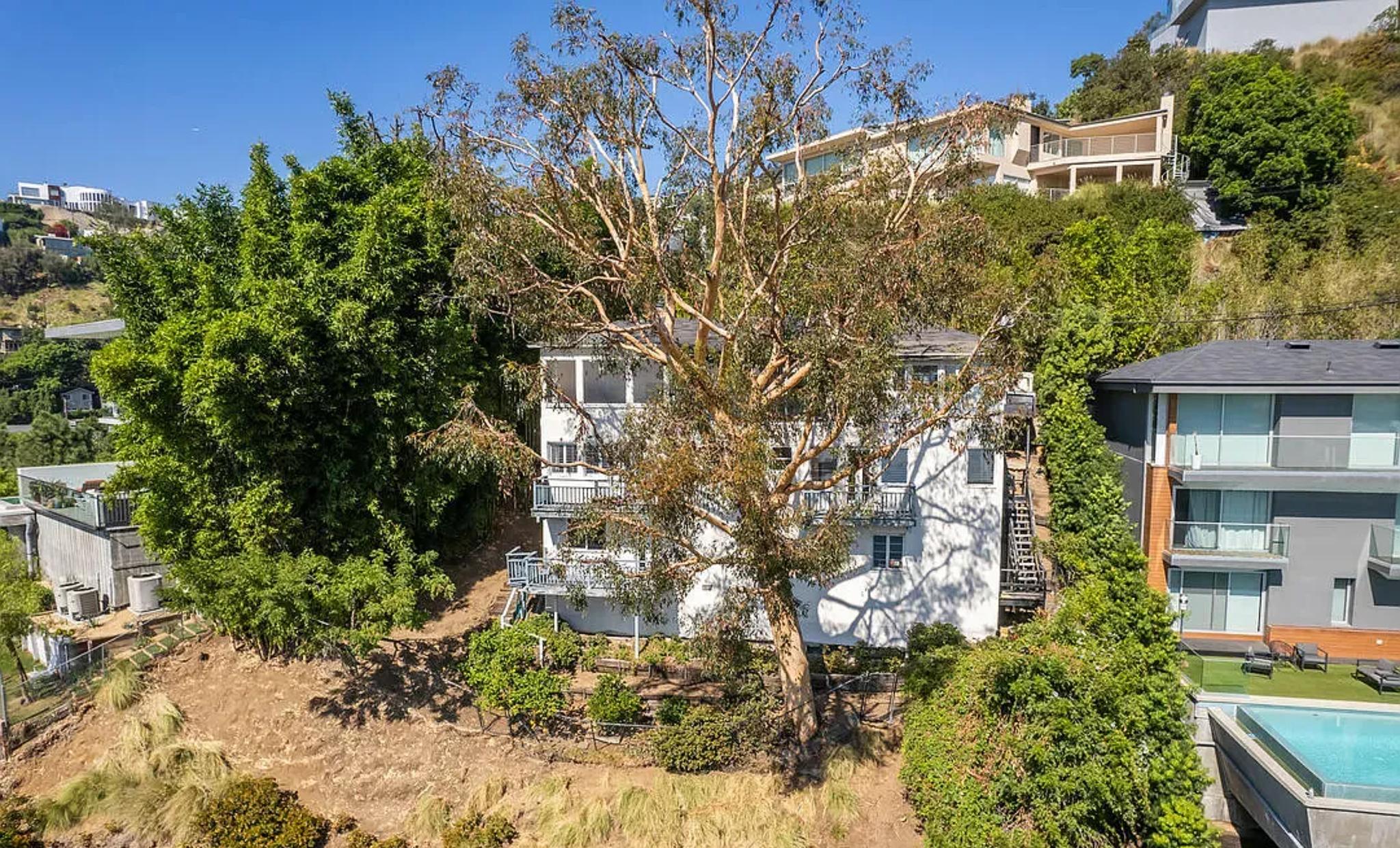 Hollywood Hillside View gallery image 8