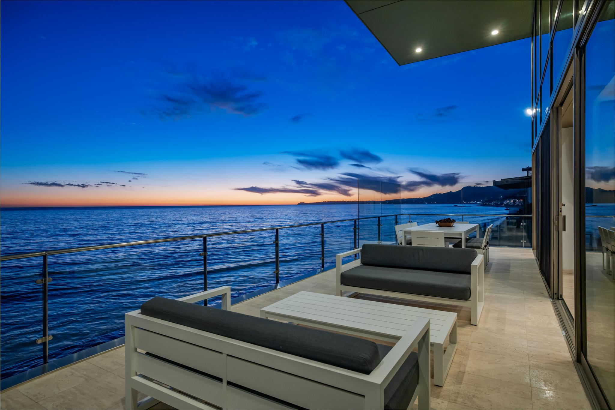 Malibu Road Modern gallery image 4