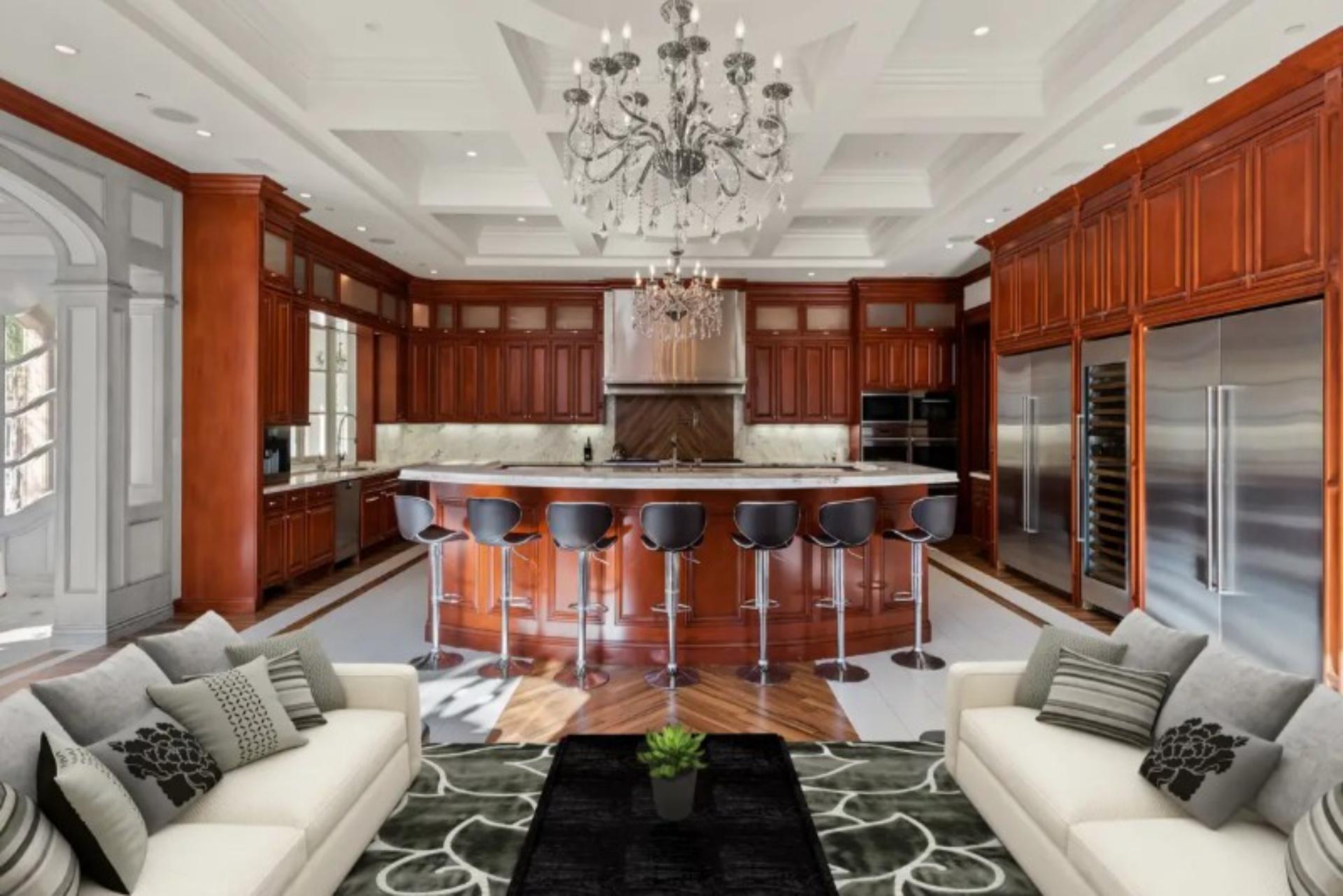 Ballroom Mansion gallery image 6