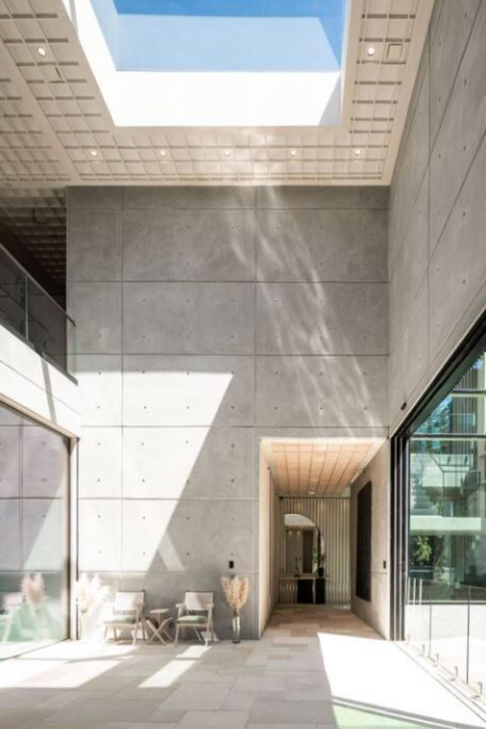 Simka Malibu gallery image 9