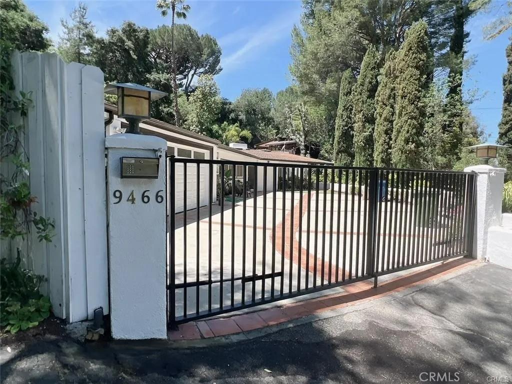 Hidden Valley Villa gallery image 2