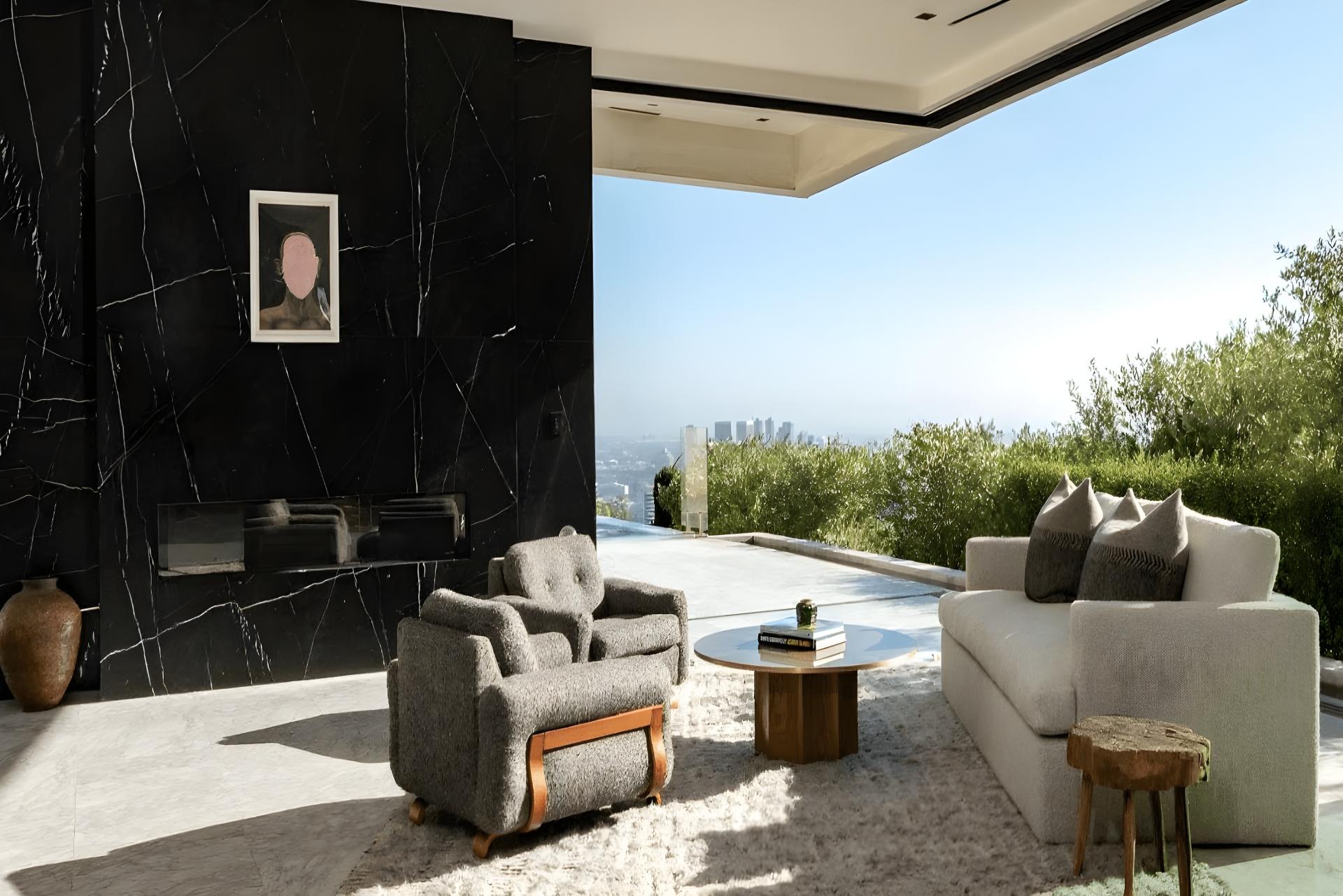 Doheny Estate gallery image 1