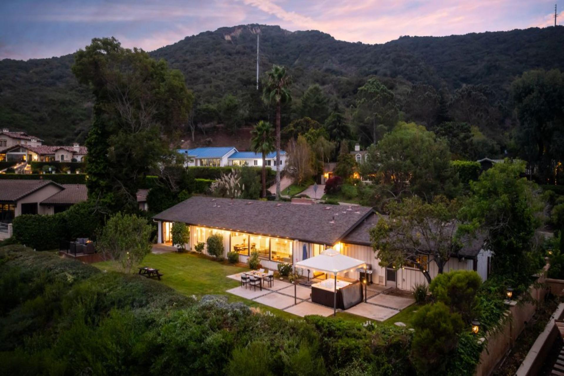 Ocean View Retreat Firepit & Spacious Yard gallery image 5
