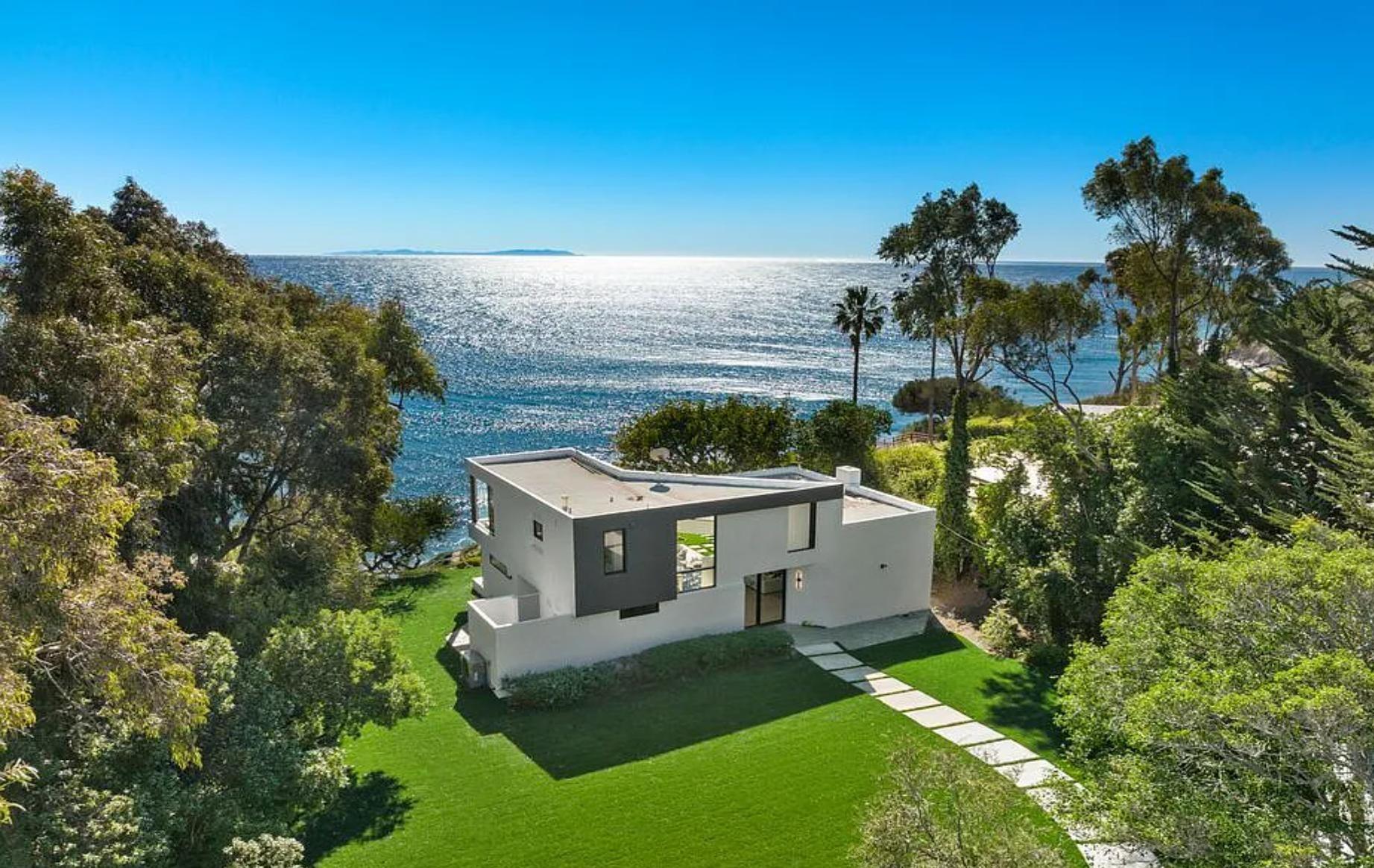 Cliffside Drive gallery image 1