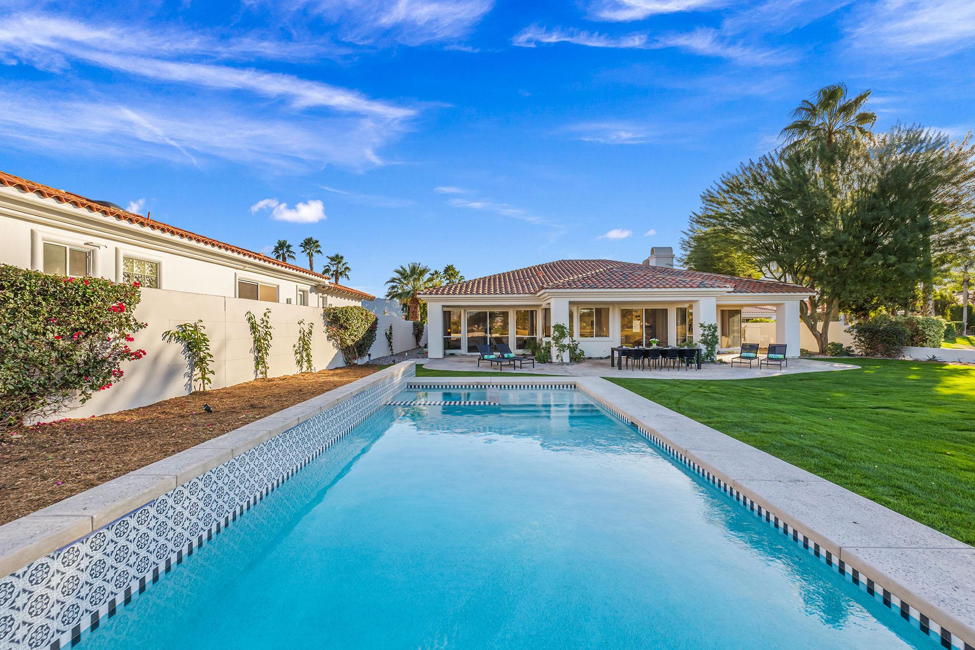 Riviera Sun gallery image 8