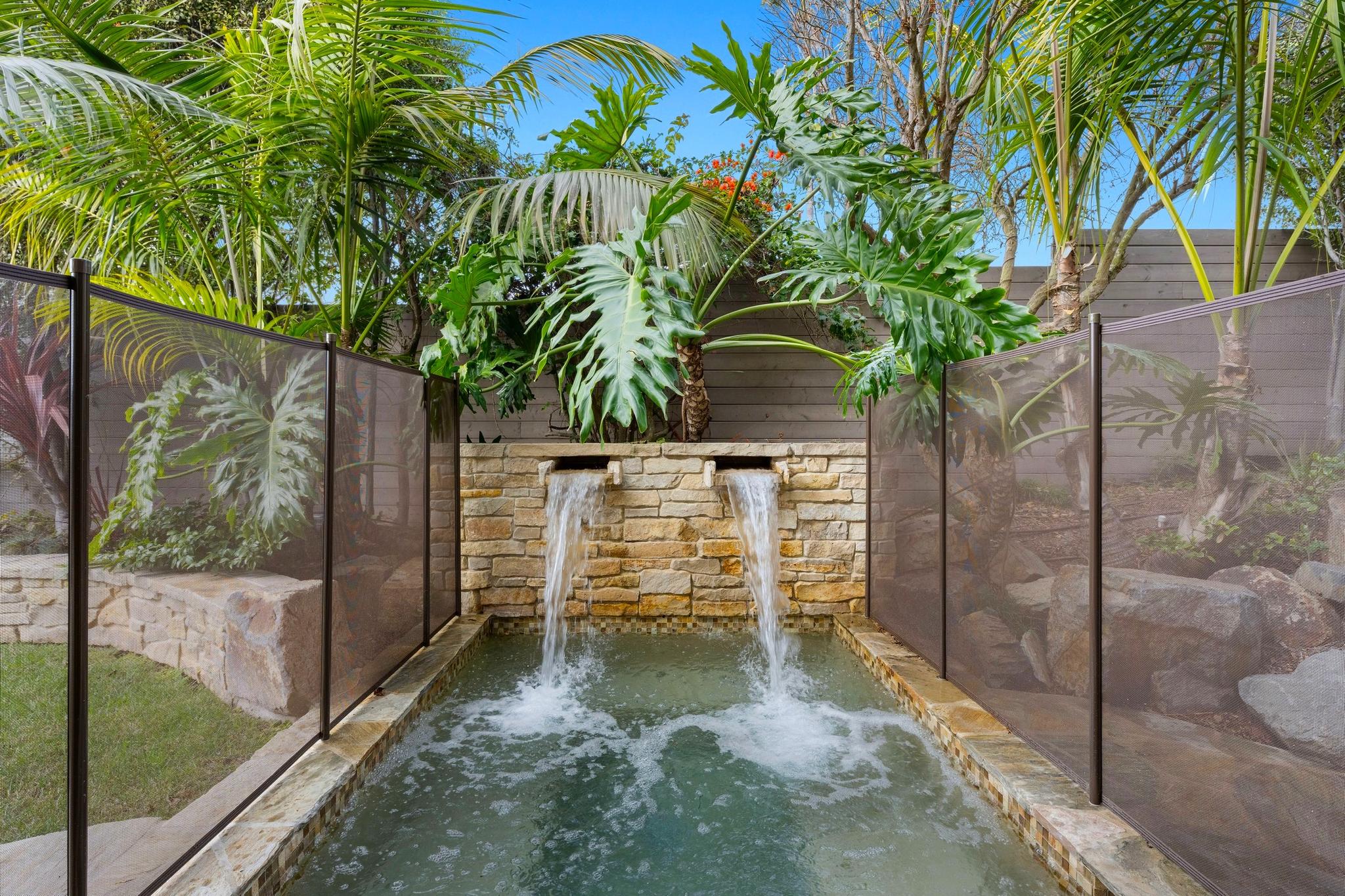 Costa Del Mar gallery image 5