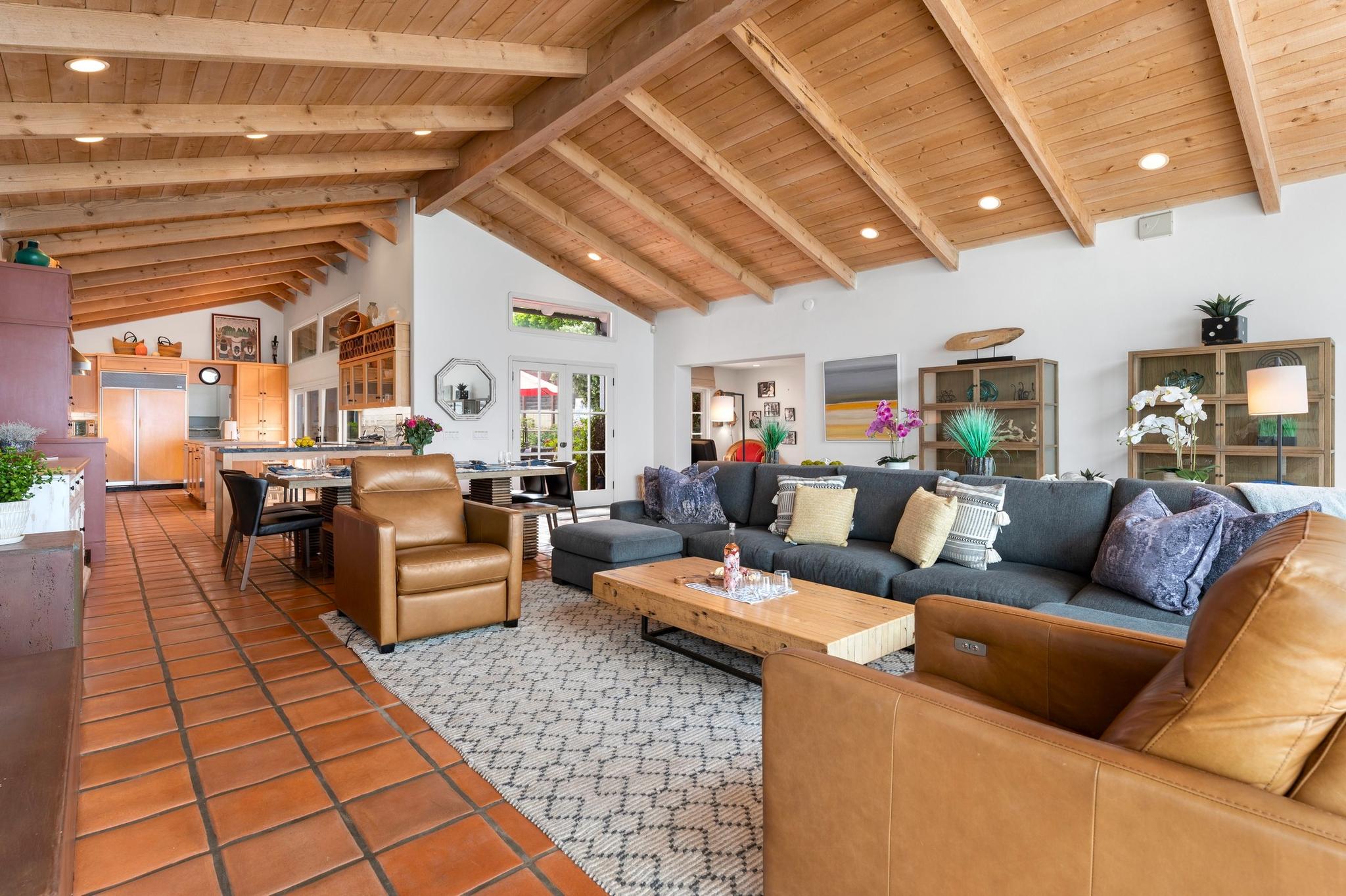 Playa Vista gallery image 7