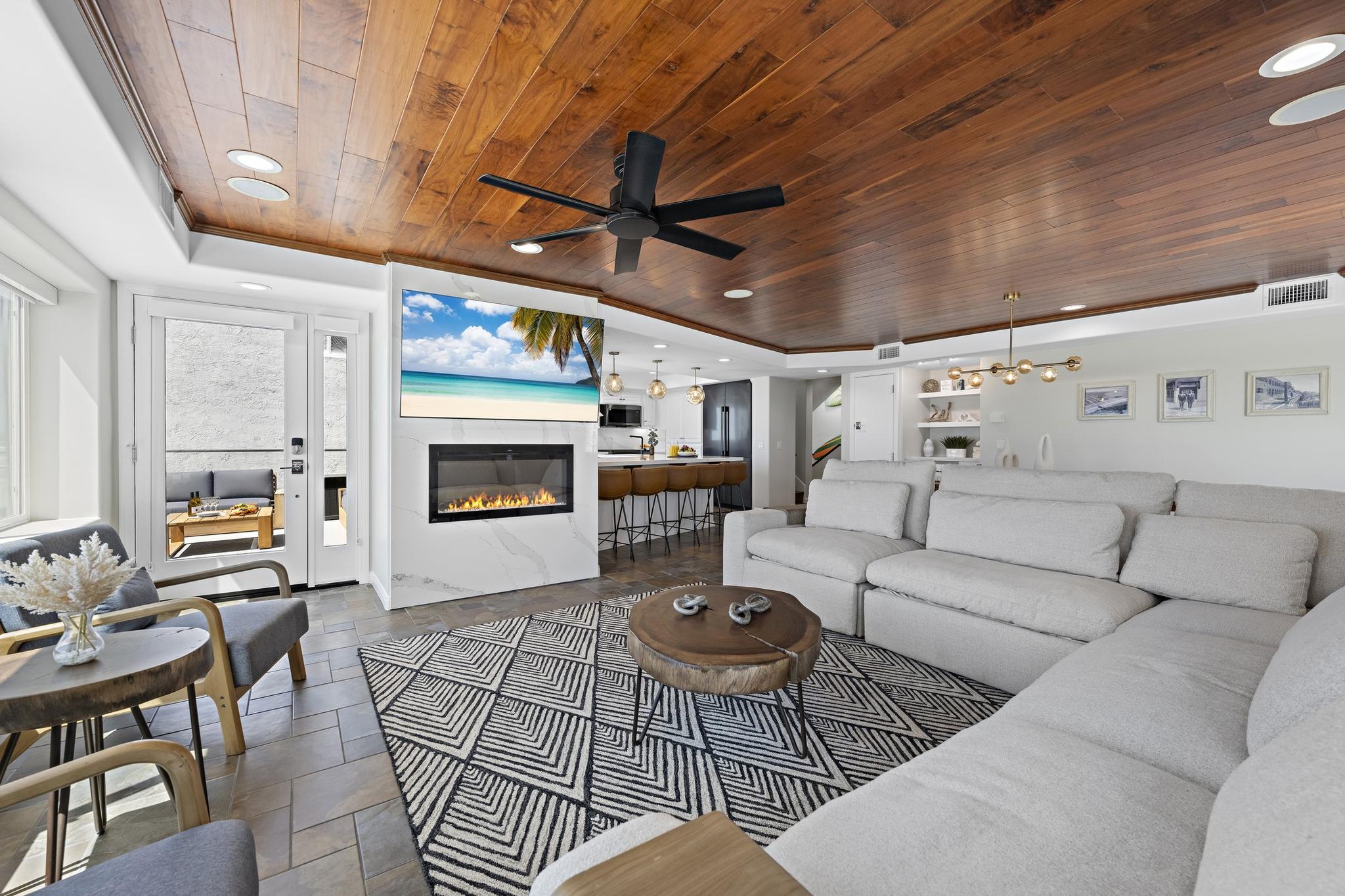 Oceanfront 2 North gallery image 10