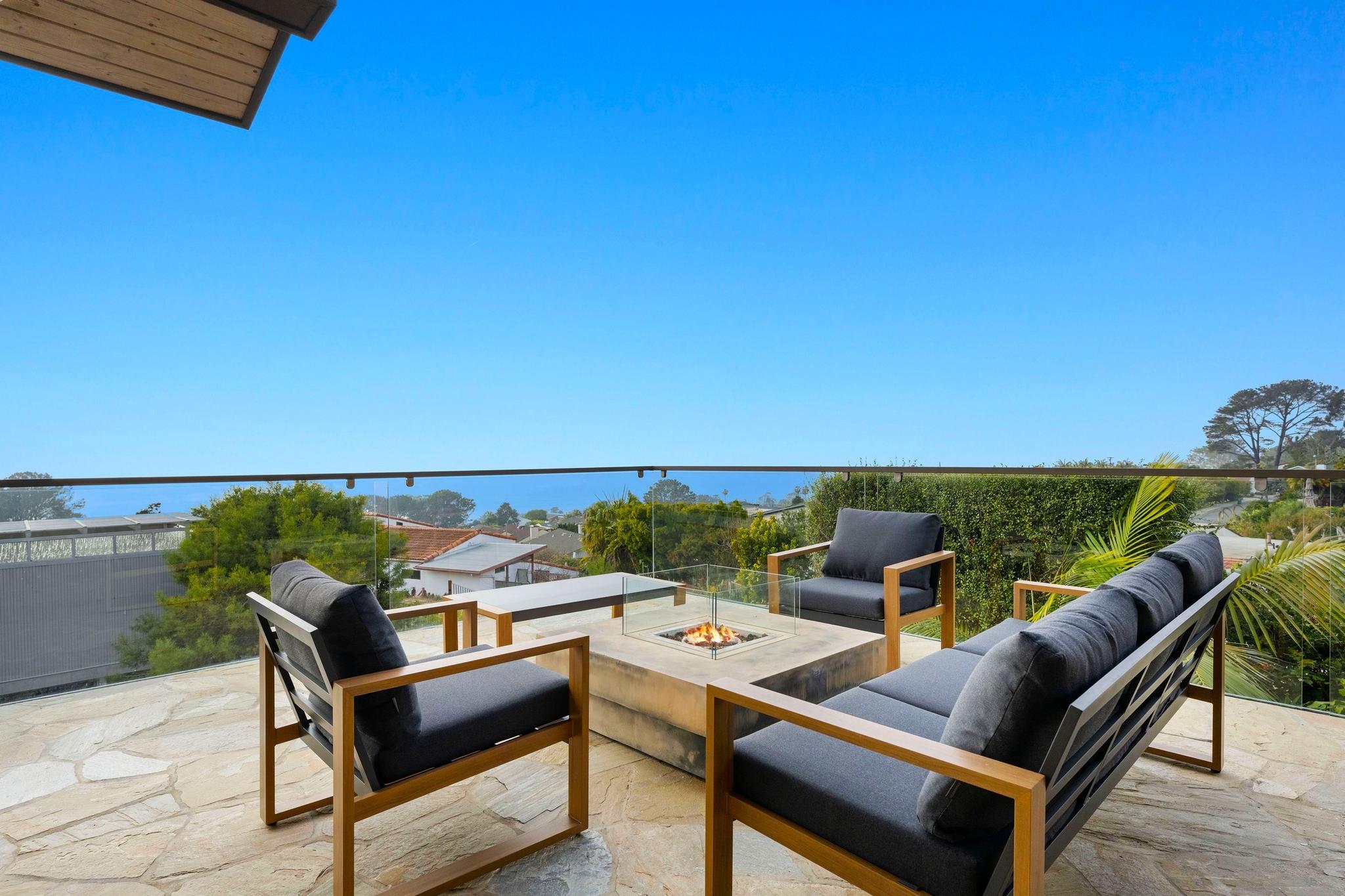 Costa Del Mar gallery image 2