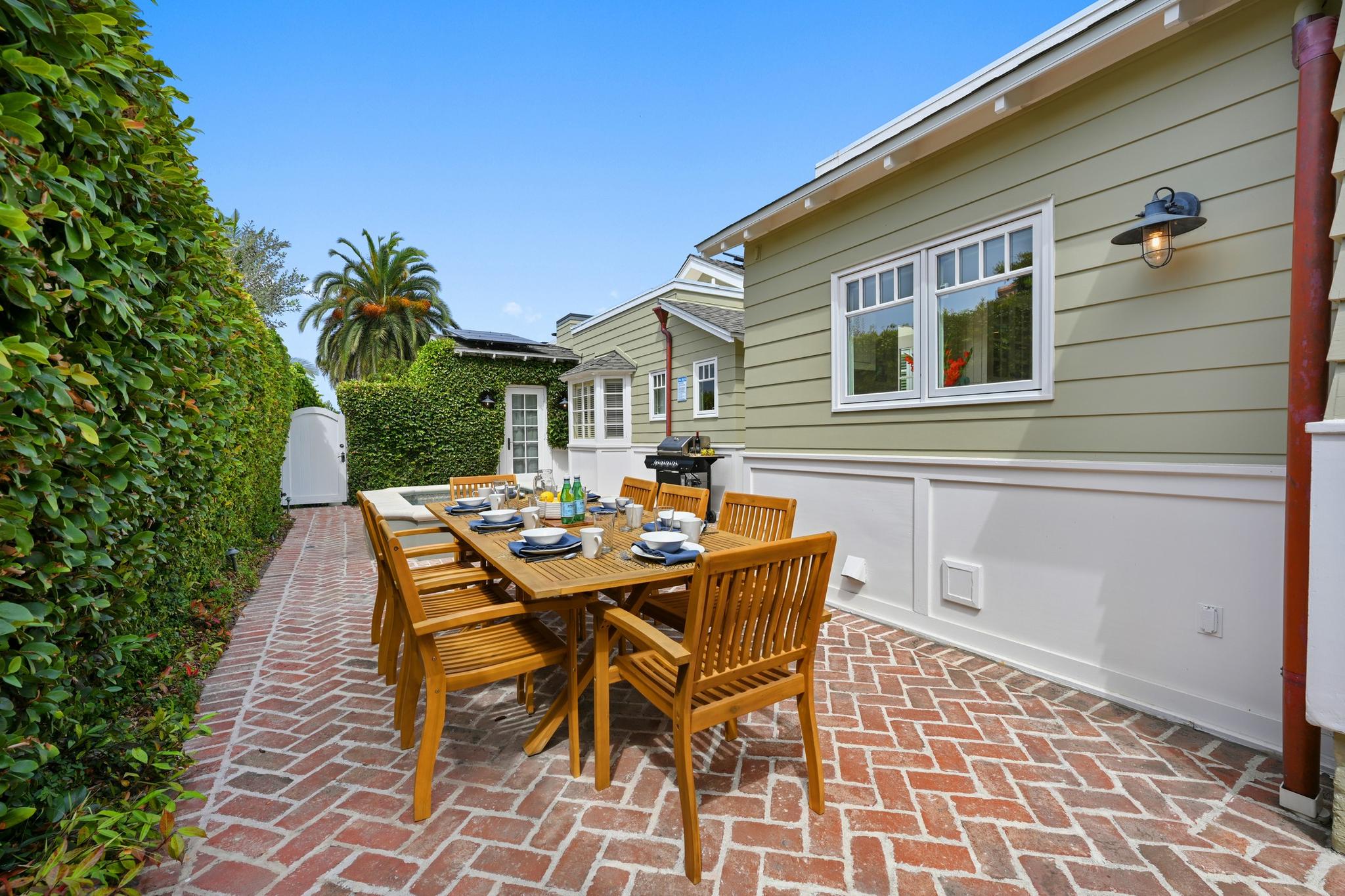 La Jolla Summerland gallery image 5