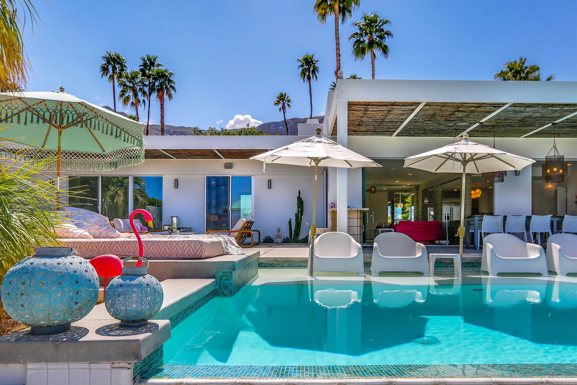 The Bird House of Rancho Mirage