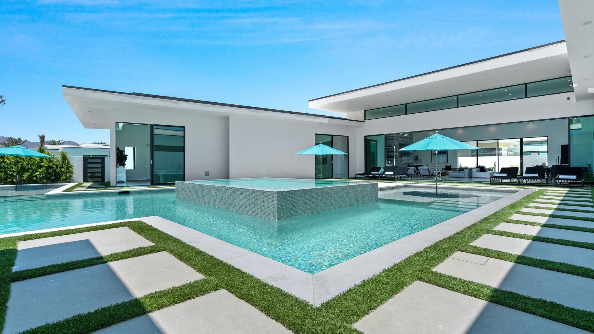 Bravo Villa #7 gallery image 7