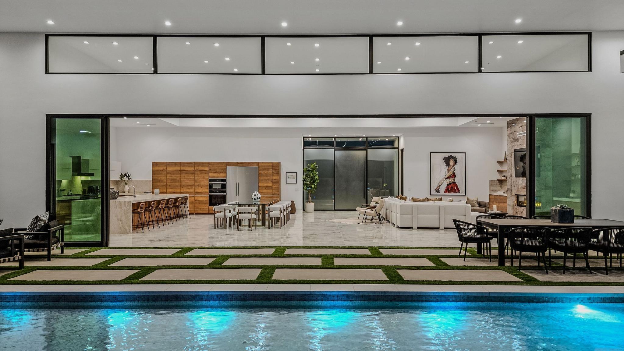 Bravo Villa #15 gallery image 10