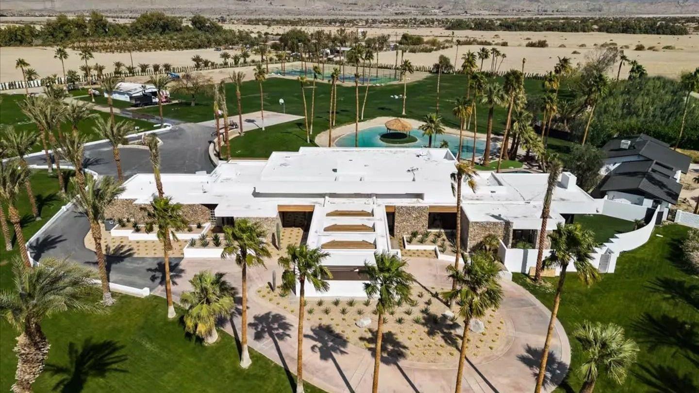 The Bravo Beach Club gallery image 1
