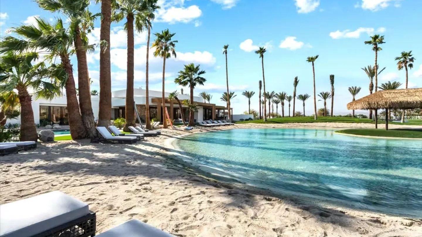 The Bravo Beach Club gallery image 3