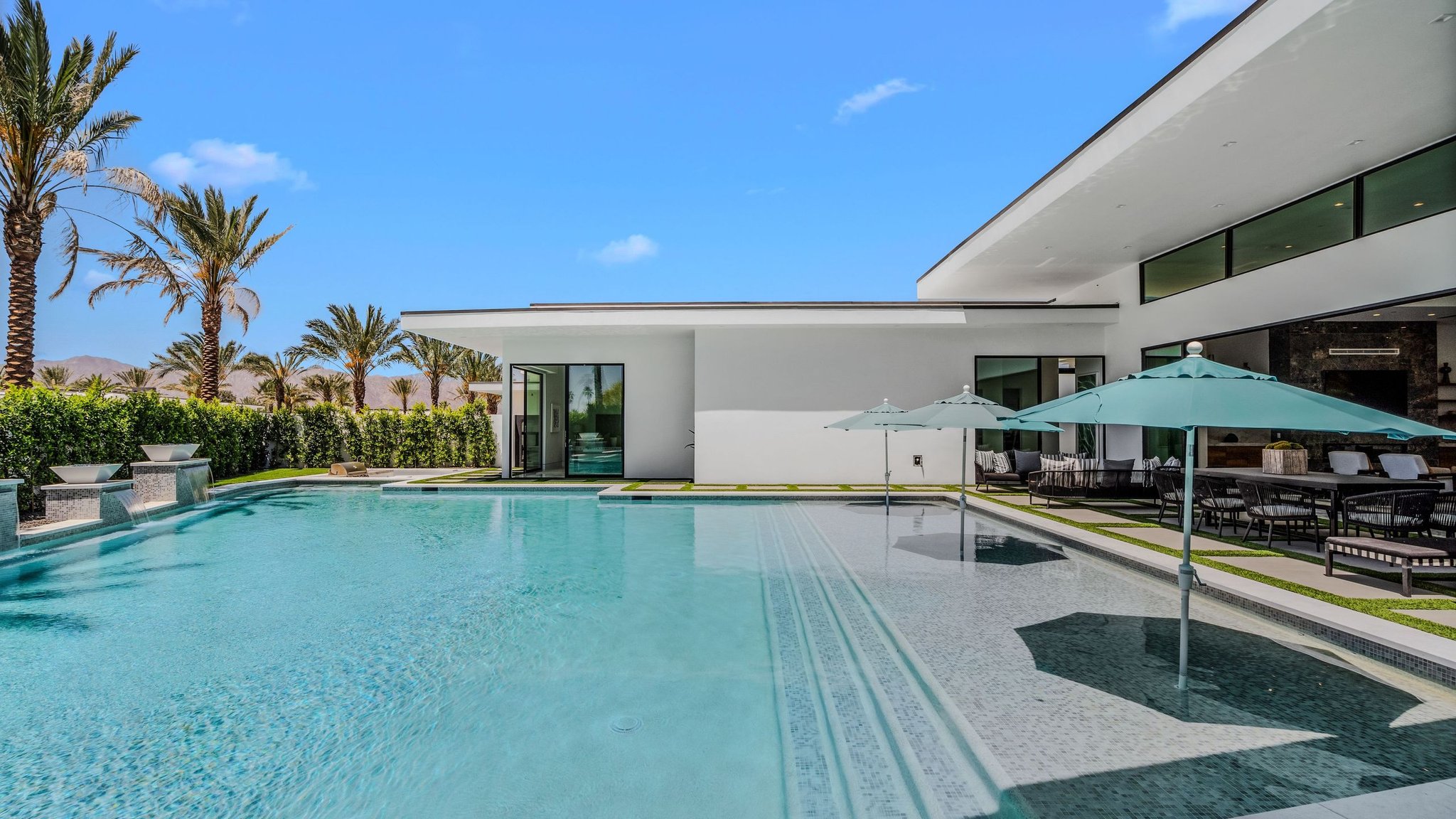 Bravo Villas Cielo
