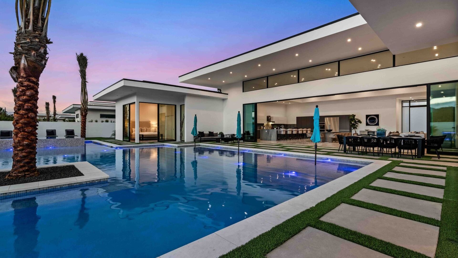 Bravo Villas Dorada