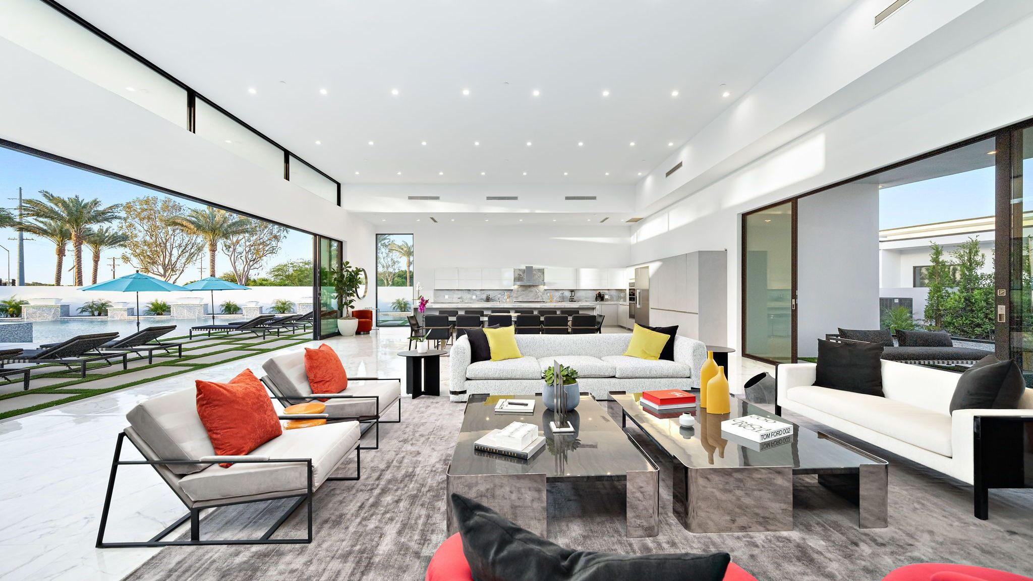 Bravo Villa #10 gallery image 7