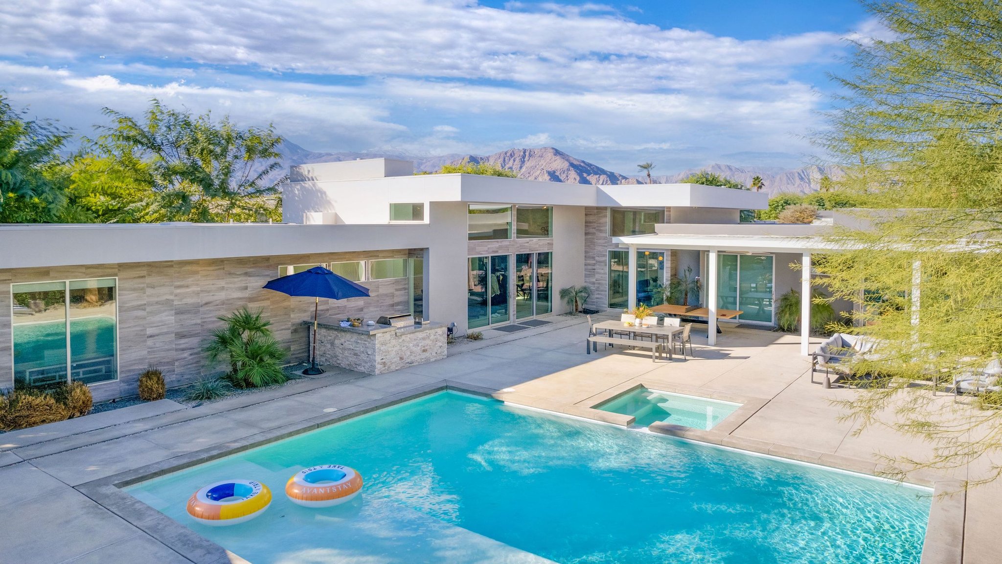 Polo Villas Sands