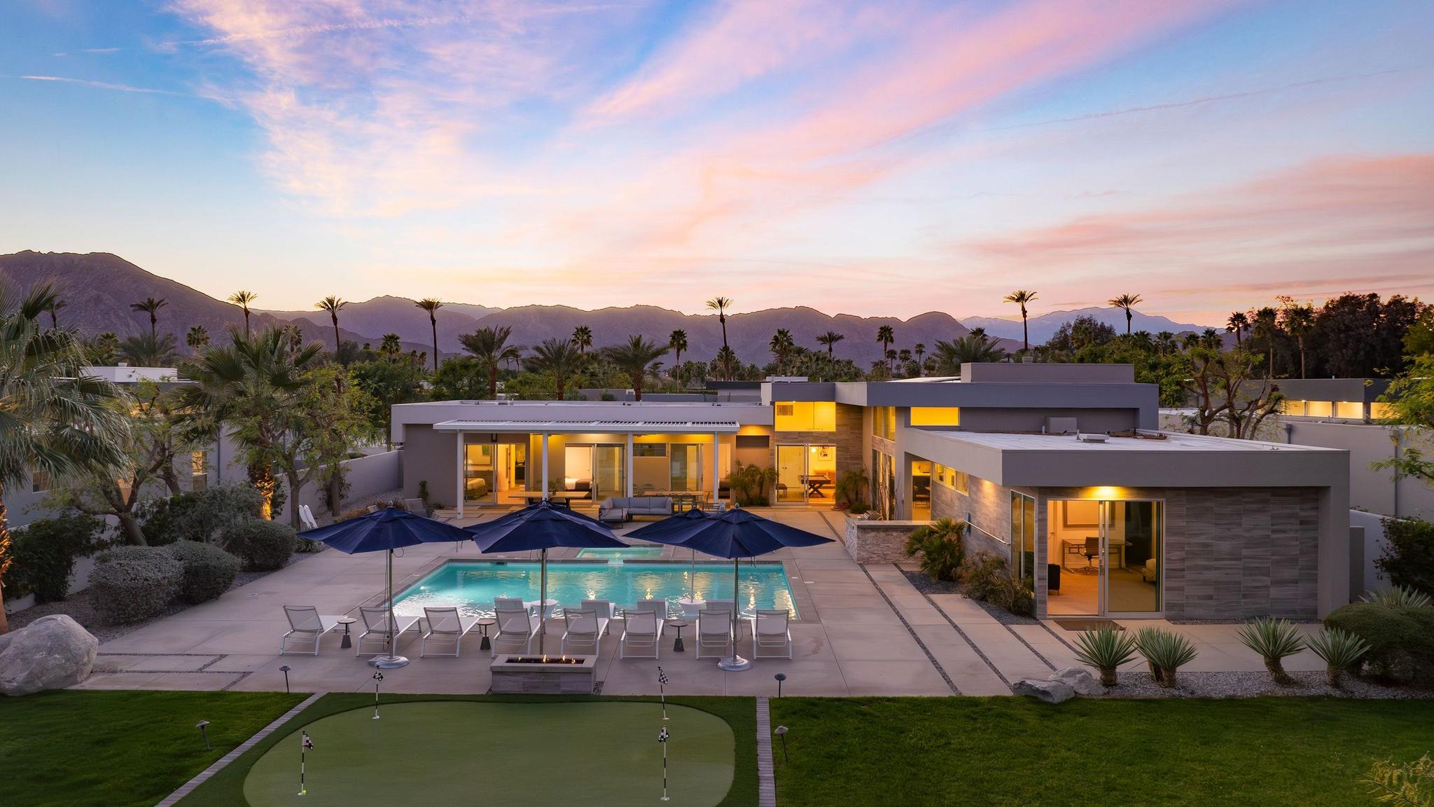 Polo Villas Trinity gallery image 1