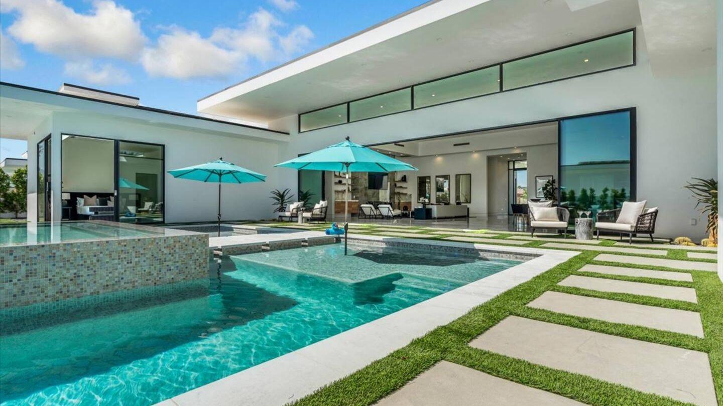 Bravo Villa #5 gallery image 7