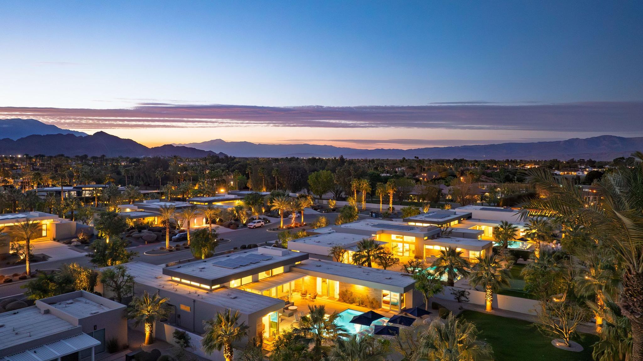 Polo Villas Trinity gallery image 2