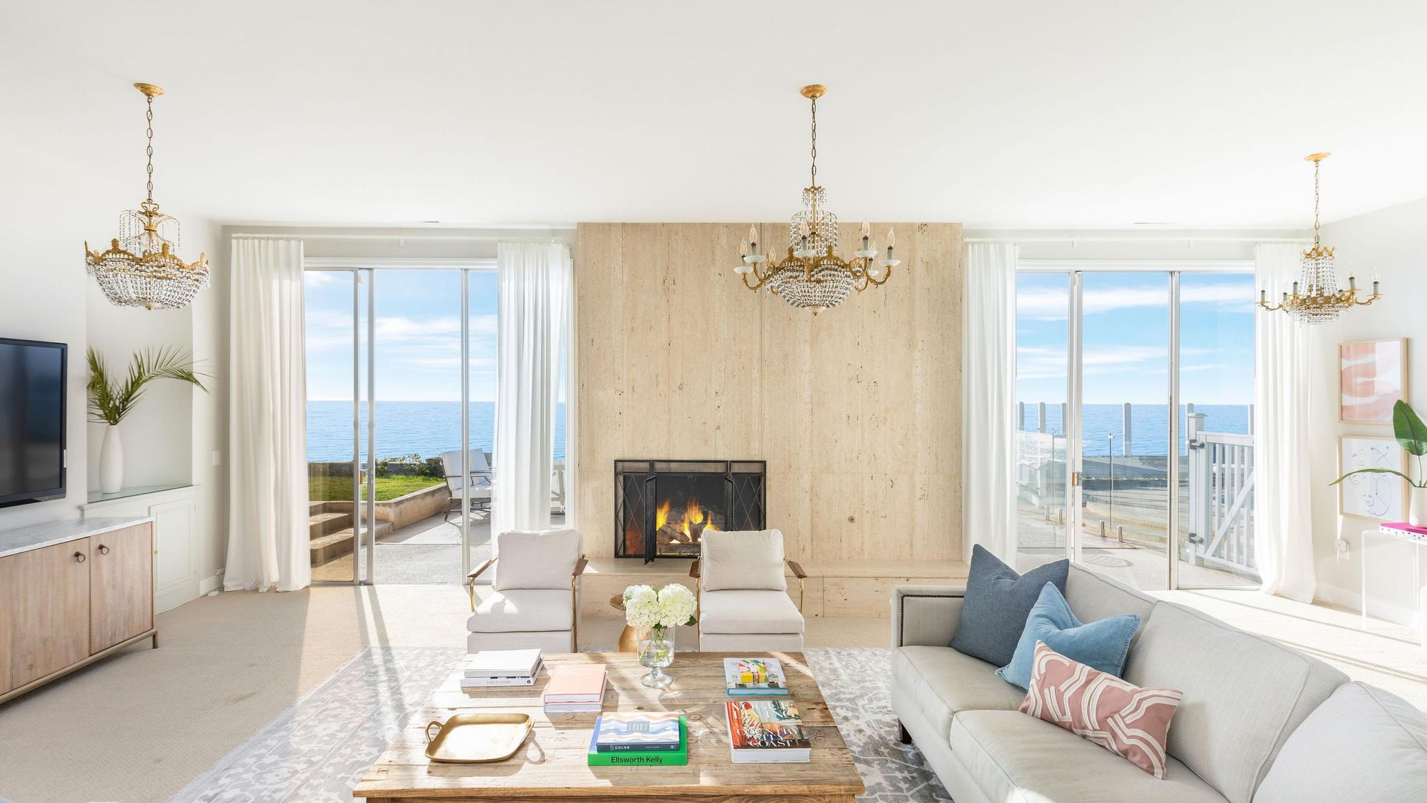 Vista La Jolla Estate gallery image 7