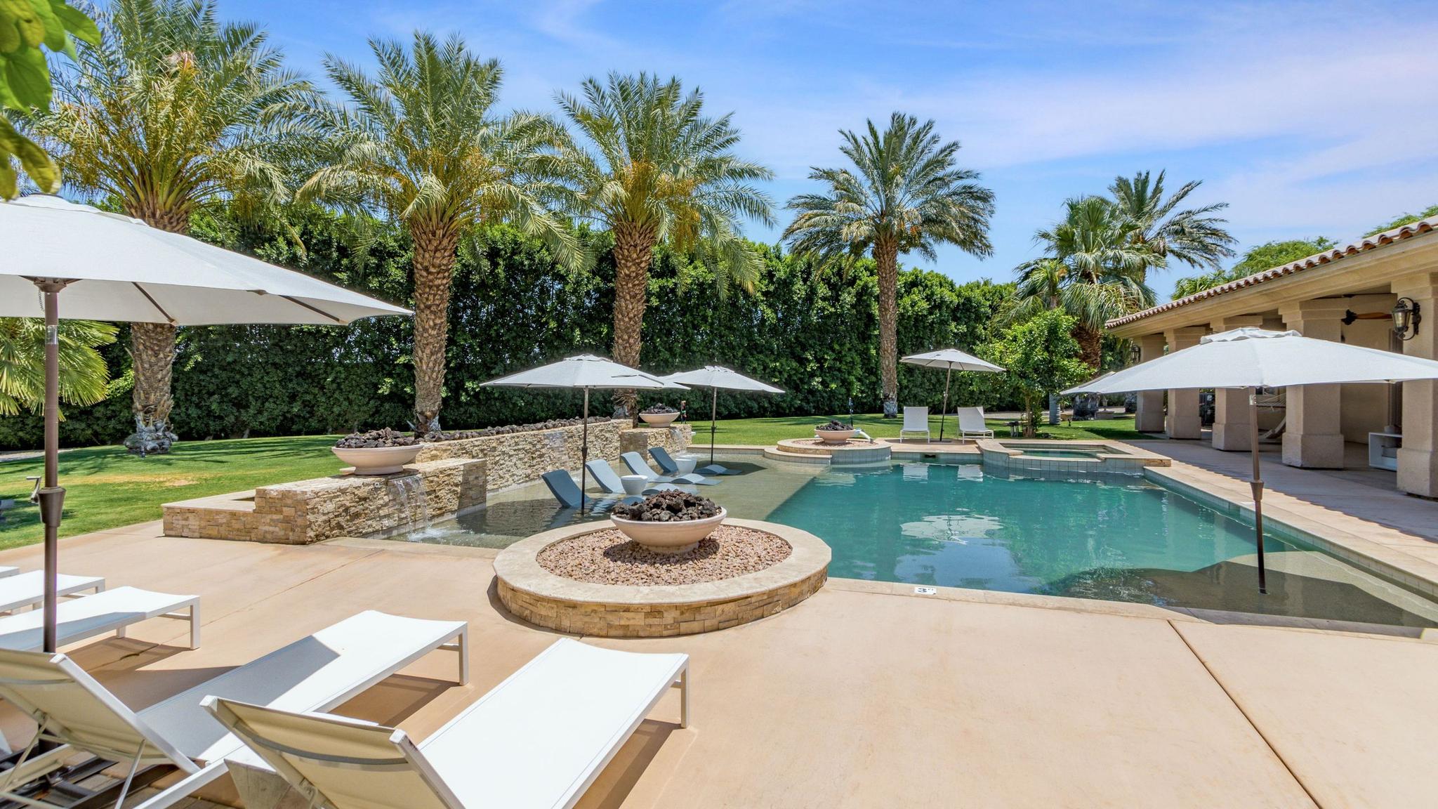 The Date Palm Estate 1 gallery image 4