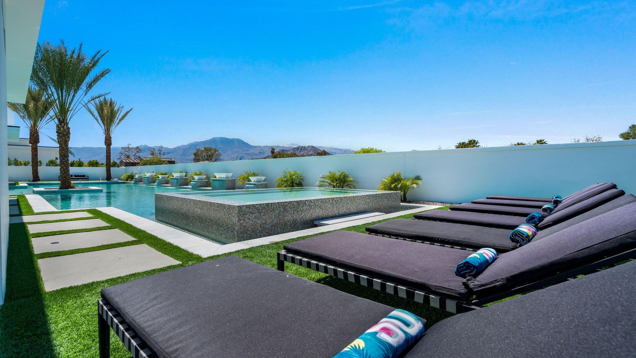 Bravo Villa #13 gallery image 7