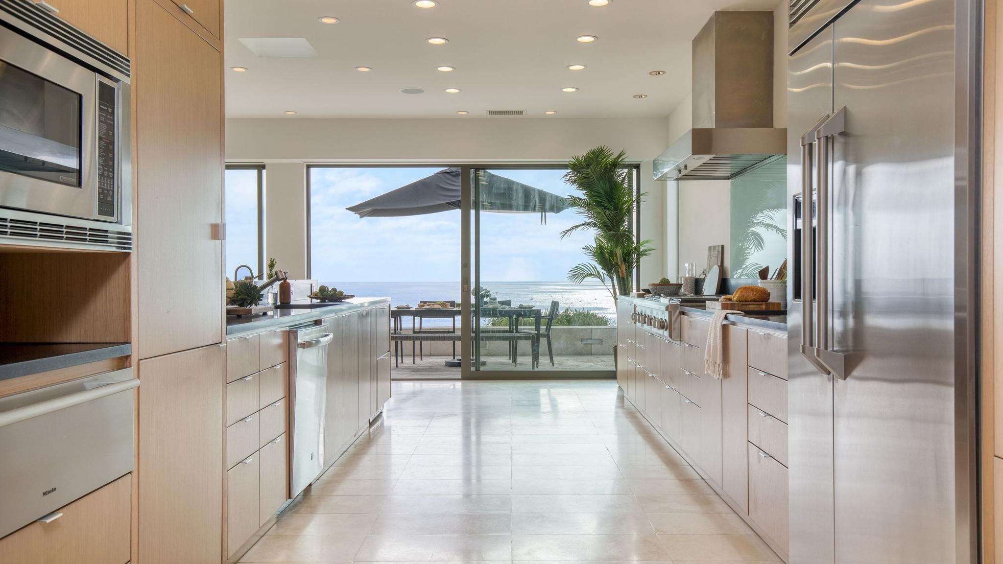 La Jolla Jewel gallery image 6