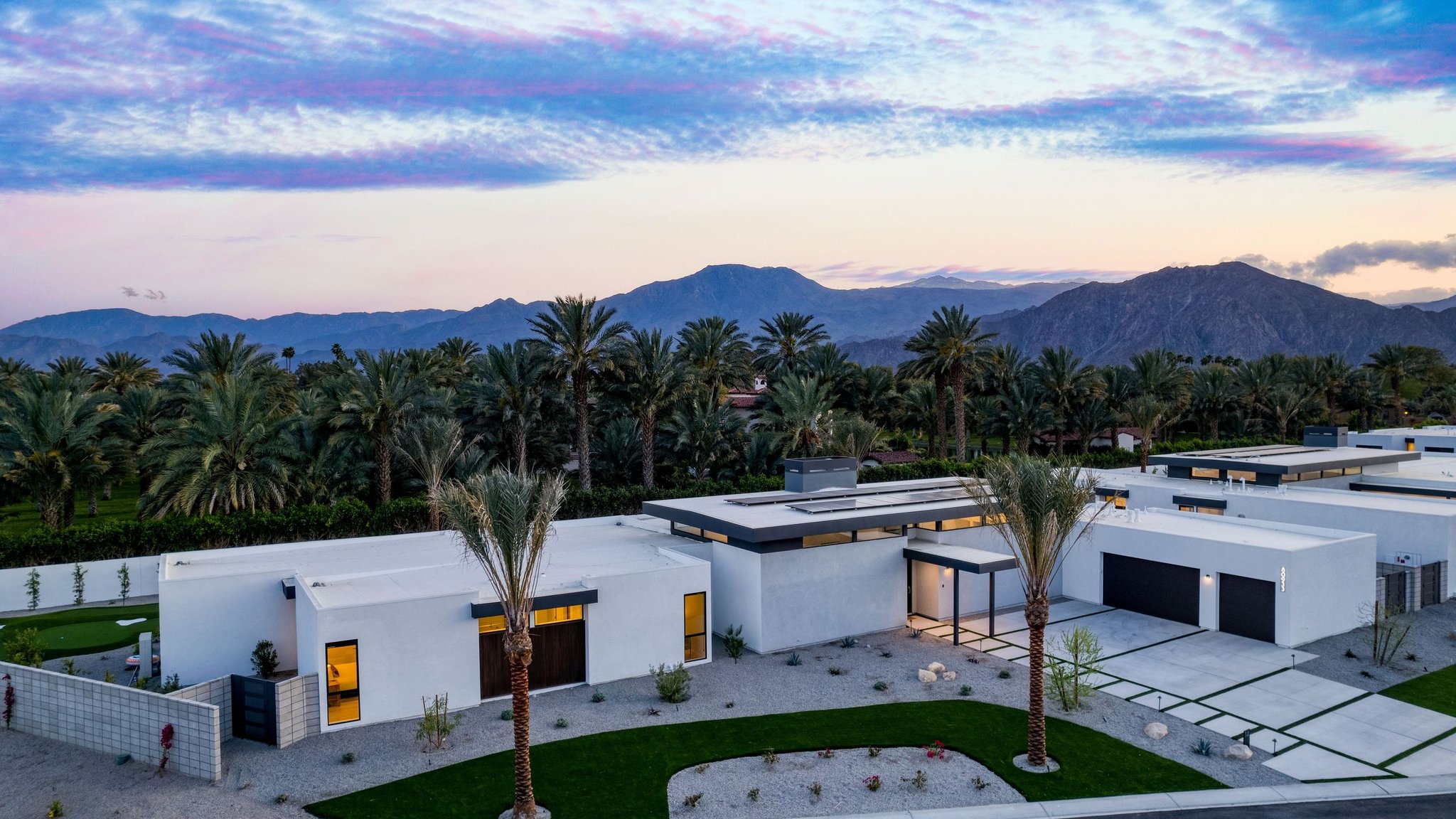 Polo Villa Aura