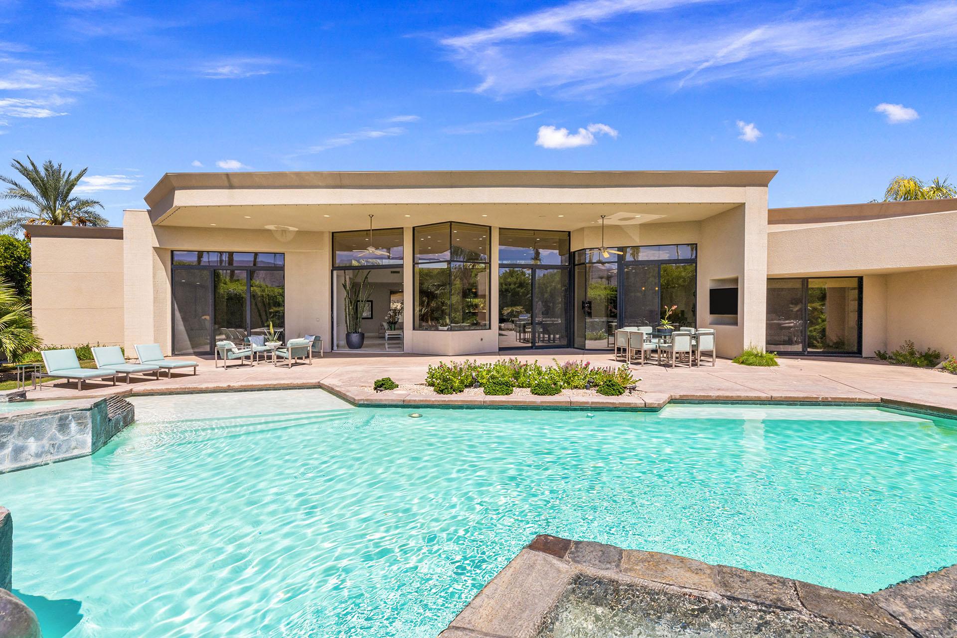 Sun Stone Retreat gallery image 2